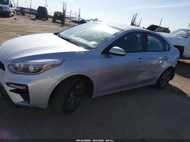 2021 Kia Forte Lxs მანქანა იყიდება აუქციონზე, vin: 3KPF24AD0ME280657, აუქციონის ნომერი: 45168896