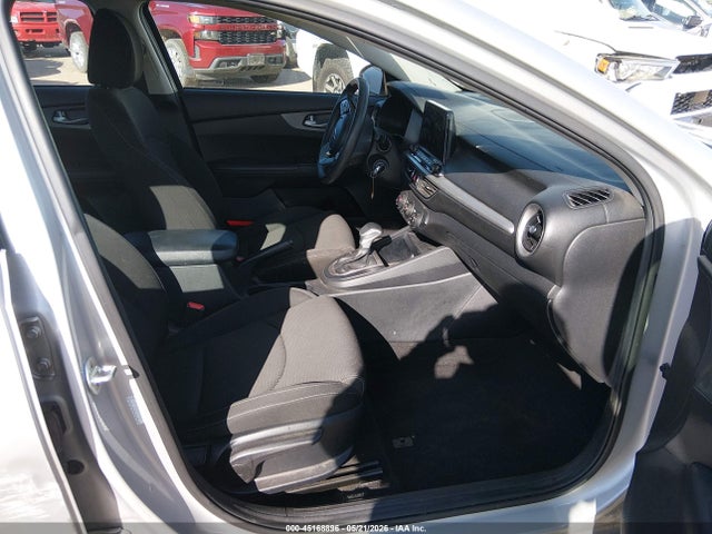 2021 Kia Forte Lxs მანქანა იყიდება აუქციონზე, vin: 3KPF24AD0ME280657, აუქციონის ნომერი: 45168896