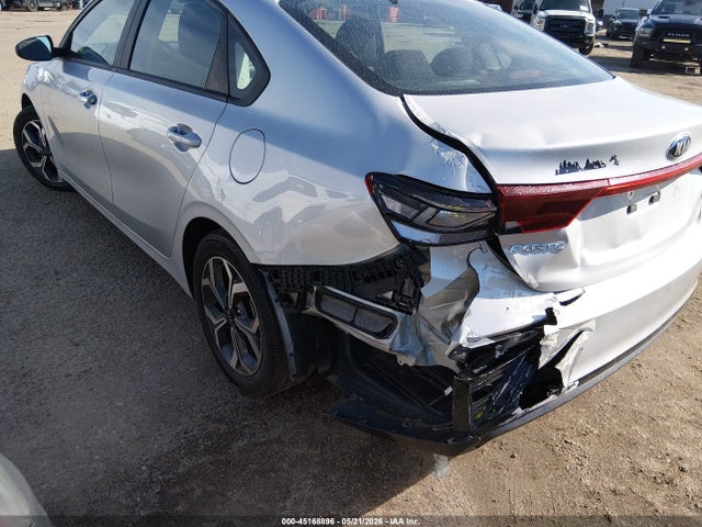 2021 Kia Forte Lxs მანქანა იყიდება აუქციონზე, vin: 3KPF24AD0ME280657, აუქციონის ნომერი: 45168896