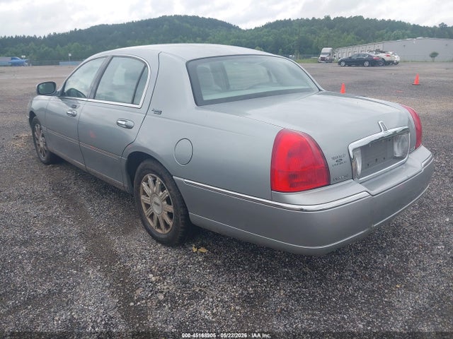 Aukcja sprzedaży 2006 Lincoln Town Car Signature Limited, vin: 1LNHM82V26Y619235, numer aukcji: 45168905