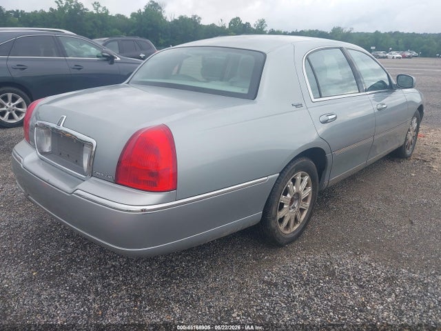 Aukcja sprzedaży 2006 Lincoln Town Car Signature Limited, vin: 1LNHM82V26Y619235, numer aukcji: 45168905