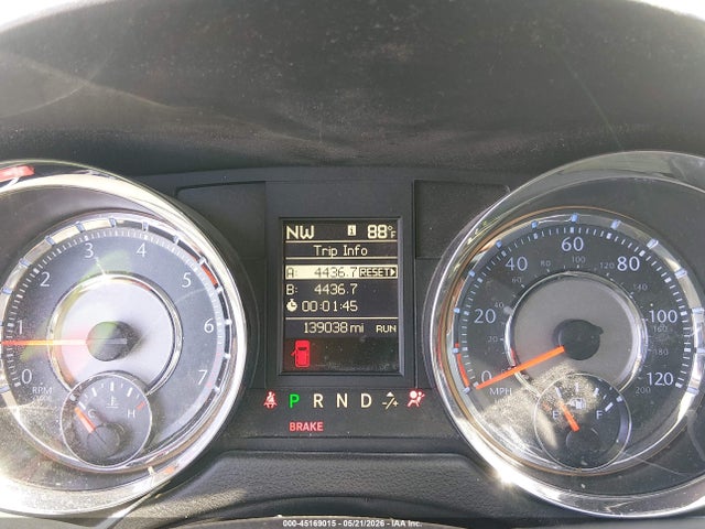 2016 Chrysler Town & Country Touring მანქანა იყიდება აუქციონზე, vin: 2C4RC1BG4GR187869, აუქციონის ნომერი: 45169015