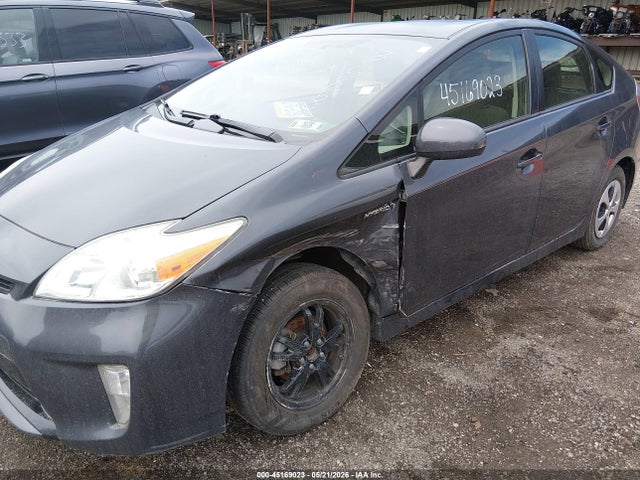 Продажа на аукционе авто 2015 Toyota Prius Three, vin: JTDKN3DU0F1870858, номер лота: 45169023