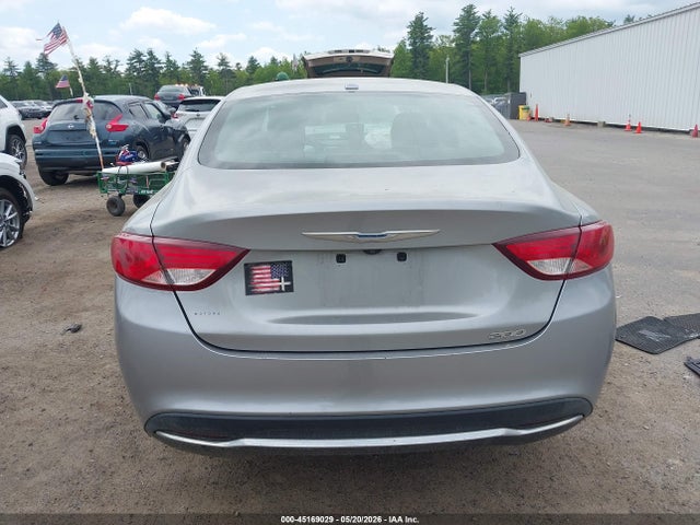 Chrysler 200 Limited 2015 1C3CCCAB1FN670467 Image 17