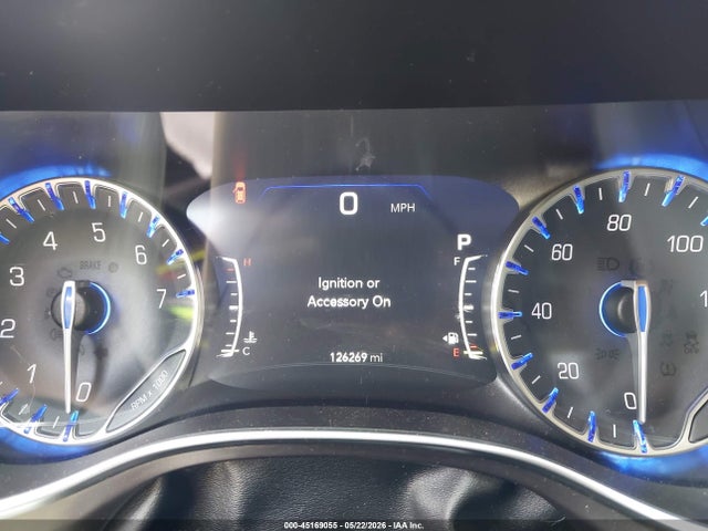 2017 Chrysler Pacifica Limited მანქანა იყიდება აუქციონზე, vin: 2C4RC1GG8HR704097, აუქციონის ნომერი: 45169055