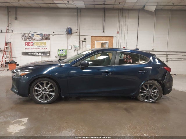 Aukcja sprzedaży 2018 Mazda Mazda3 Touring, vin: 3MZBN1L39JM240729, numer aukcji: 45169064