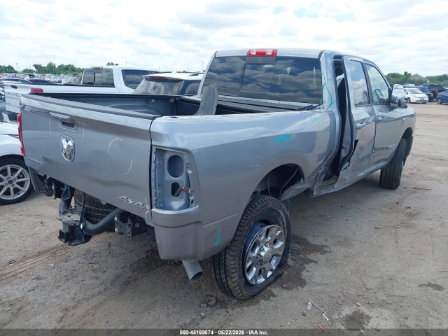 3C6UR5FL7RG407917 RAM 2500 Laramie 4x4 6&#039;4 Box