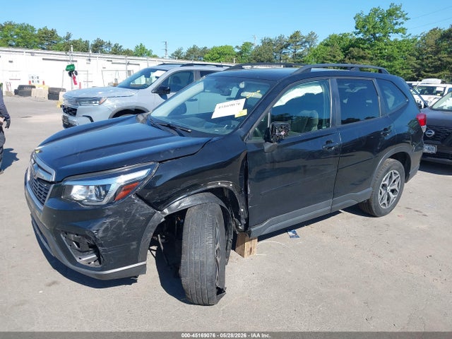 Продаж на аукціоні авто 2020 Subaru Forester Premium, vin: JF2SKAGC2LH581677, номер лоту: 45169076