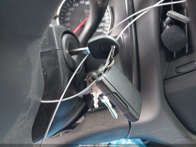 Продажа на аукционе авто 2024 Chevrolet Silverado 6500hd 1wt, vin: 1HTKJPVK7RH221069, номер лота: 45169079
