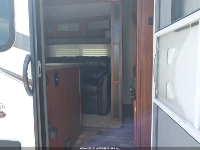 Продаж на аукціоні авто 2018 Heartland Mallard, vin: 5SFNB3428JE353472, номер лоту: 45169113