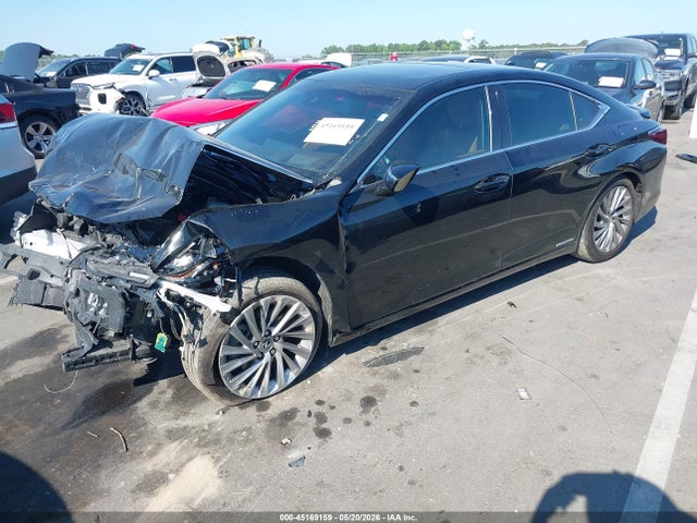 45169159 :رقم المزاد ، 58AF21B1XLU008219 vin ، 2020 Lexus Es 300h Ultra Luxury مزاد بيع