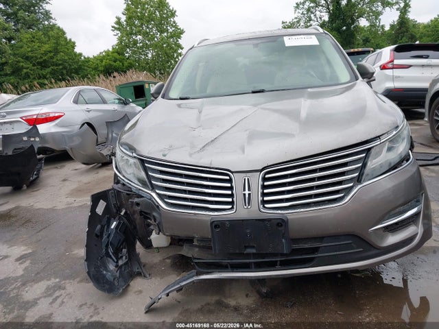 2017 Lincoln Mkc Reserve მანქანა იყიდება აუქციონზე, vin: 5LMCJ3D90HUL27144, აუქციონის ნომერი: 45169168
