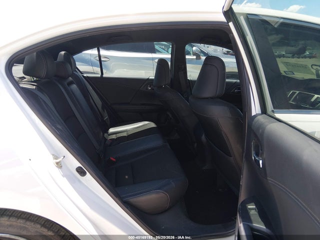 Продажа на аукционе авто 2017 Honda Accord Sport, vin: 1HGCR2F51HA023411, номер лота: 45169192