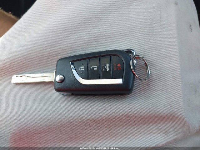 Продажа на аукционе авто 2022 Toyota Corolla Le, vin: JTDEPMAE3NJ200777, номер лота: 45169204