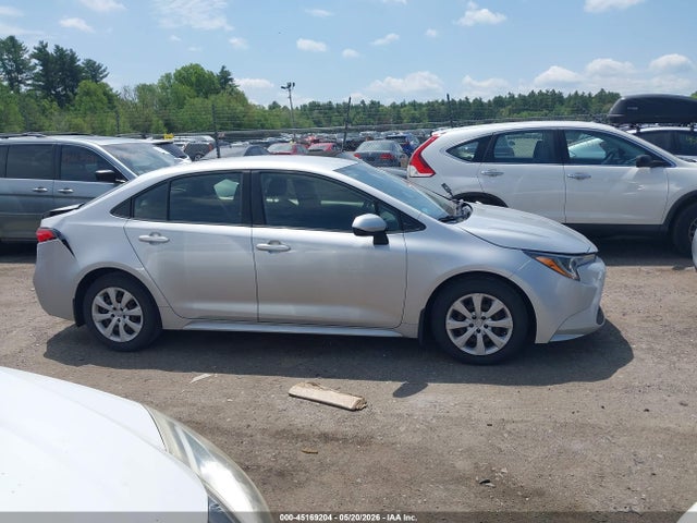 Продажа на аукционе авто 2022 Toyota Corolla Le, vin: JTDEPMAE3NJ200777, номер лота: 45169204