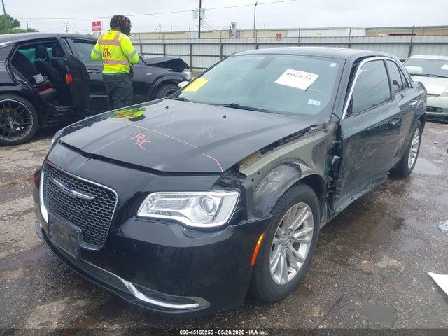 45169255 :رقم المزاد ، 2C3CCAEG2HH549937 vin ، 2017 Chrysler 300c مزاد بيع