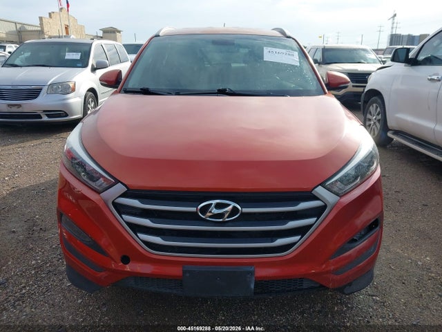 45169288 :رقم المزاد ، KM8J33A23HU517564 vin ، 2017 Hyundai Tucson Sport مزاد بيع