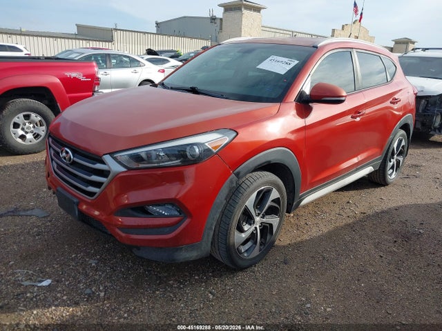 45169288 :رقم المزاد ، KM8J33A23HU517564 vin ، 2017 Hyundai Tucson Sport مزاد بيع