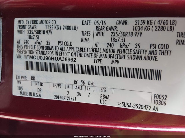 1FMCU0J96HUA38962 Ford Escape Titanium