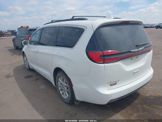 Продаж на аукціоні авто 2022 Chrysler Pacifica Touring L, vin: 2C4RC1BG7NR158363, номер лоту: 45169308