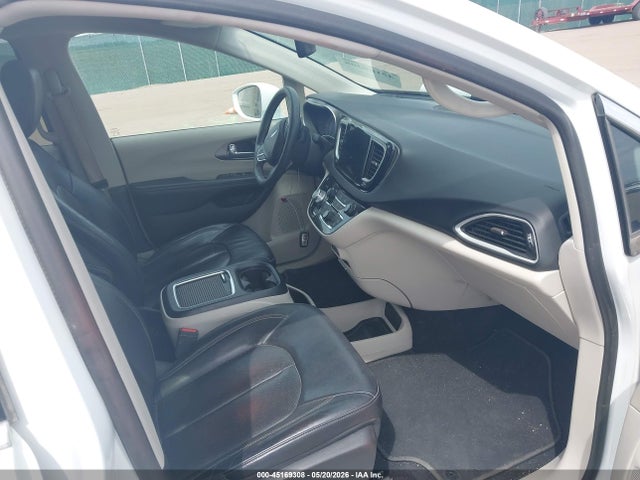 Продаж на аукціоні авто 2022 Chrysler Pacifica Touring L, vin: 2C4RC1BG7NR158363, номер лоту: 45169308