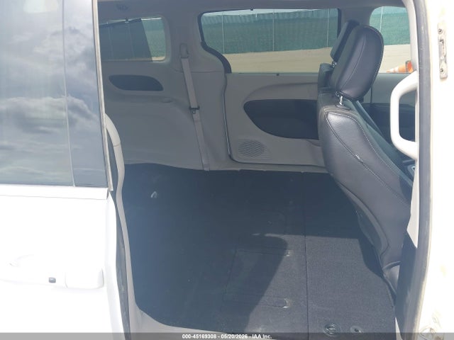 Продаж на аукціоні авто 2022 Chrysler Pacifica Touring L, vin: 2C4RC1BG7NR158363, номер лоту: 45169308