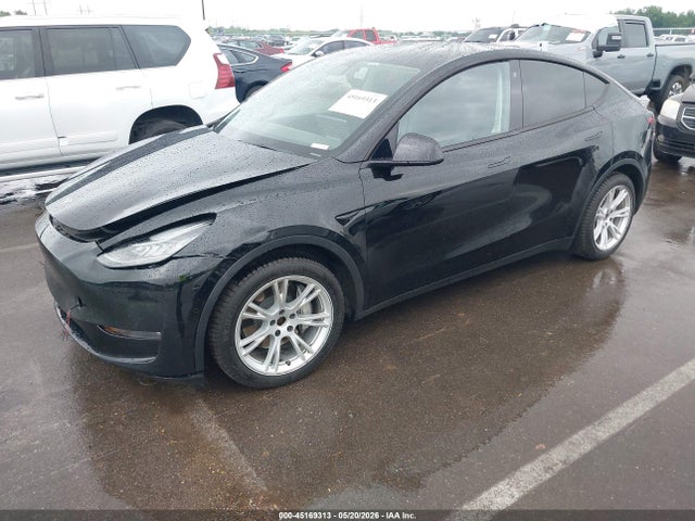 Auction sale of the 2022 Tesla Model Y Long Range Dual Motor All-wheel Drive, vin: 7SAYGDEEXNF356462, lot number: 45169313