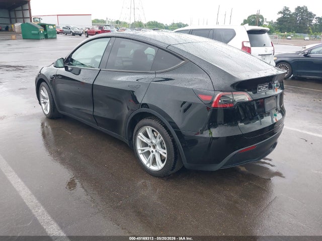Auction sale of the 2022 Tesla Model Y Long Range Dual Motor All-wheel Drive, vin: 7SAYGDEEXNF356462, lot number: 45169313