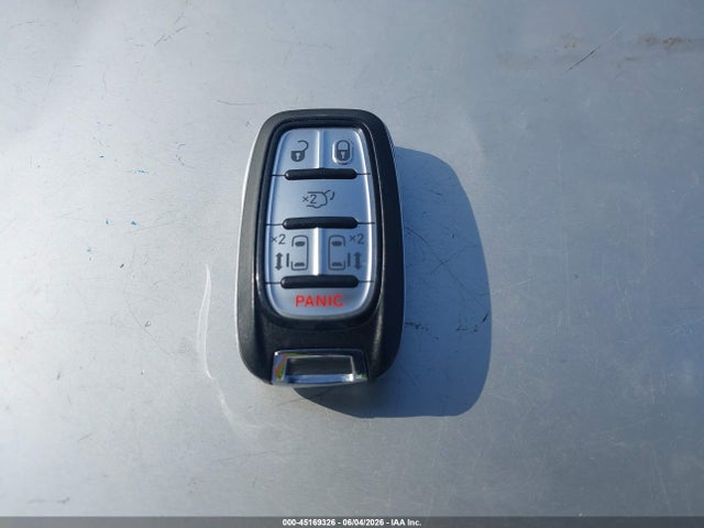 2017 Chrysler Pacifica Touring მანქანა იყიდება აუქციონზე, vin: 2C4RC1DG9HR544266, აუქციონის ნომერი: 45169326