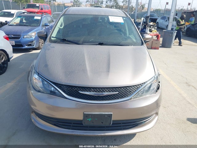 2017 Chrysler Pacifica Touring მანქანა იყიდება აუქციონზე, vin: 2C4RC1DG9HR544266, აუქციონის ნომერი: 45169326