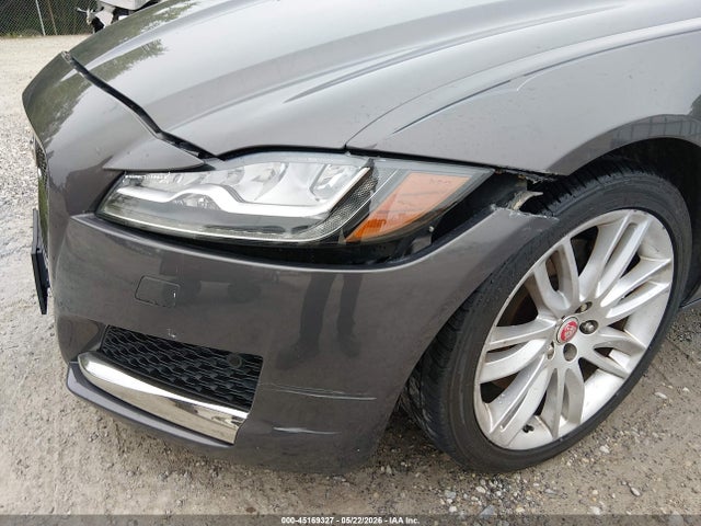 45169327 :رقم المزاد ، SAJBK4BV7GCY16152 vin ، 2016 Jaguar Xf 35t Prestige مزاد بيع
