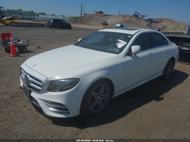 2017 Mercedes-benz E 300 4matic მანქანა იყიდება აუქციონზე, vin: WDDZF4KB2HA188009, აუქციონის ნომერი: 45169369