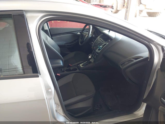 45169389 :رقم المزاد ، 1FADP3K23DL122097 vin ، 2013 Ford Focus Se مزاد بيع