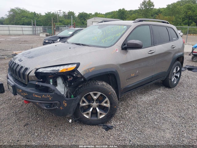 2018 Jeep Cherokee Trailhawk 4x4 მანქანა იყიდება აუქციონზე, vin: 1C4PJMBB9JD582143, აუქციონის ნომერი: 45169394