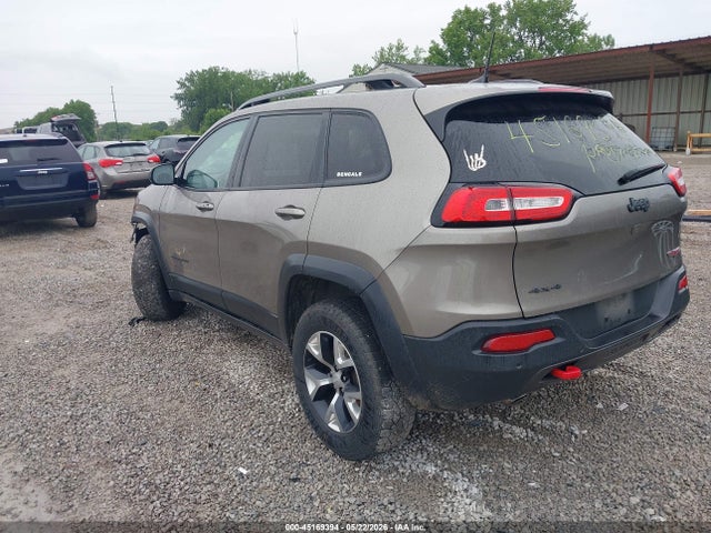 2018 Jeep Cherokee Trailhawk 4x4 მანქანა იყიდება აუქციონზე, vin: 1C4PJMBB9JD582143, აუქციონის ნომერი: 45169394