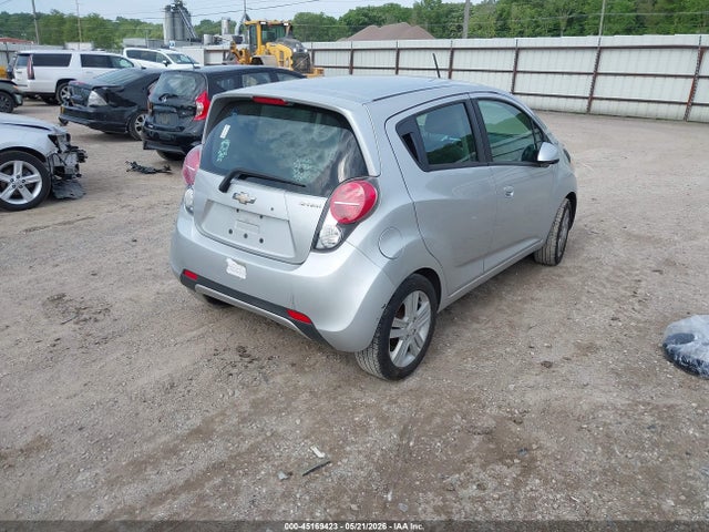 KL8CD6S95FC733287 Chevrolet Spark 1lt Cvt