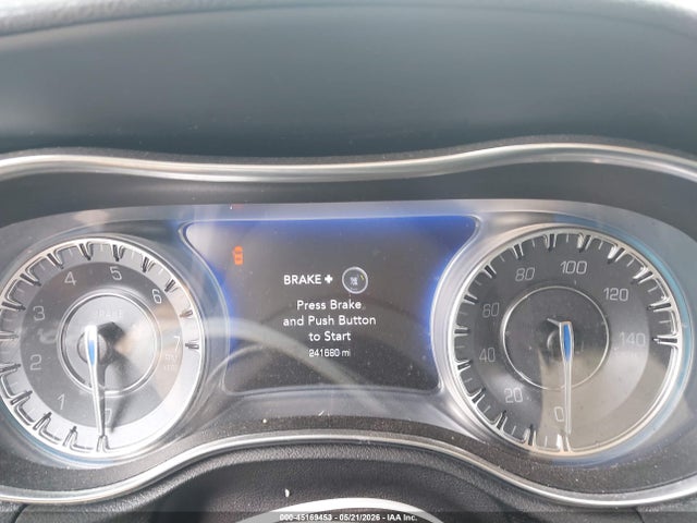 45169453 :رقم المزاد ، 2C3CCAAG7JH208223 vin ، 2018 Chrysler 300 Touring مزاد بيع