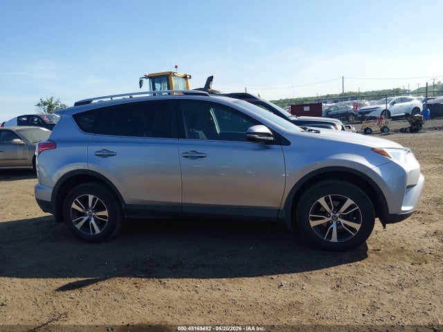 Продажа на аукционе авто 2016 Toyota Rav4 Xle, vin: 2T3RFREV7GW510415, номер лота: 45169482