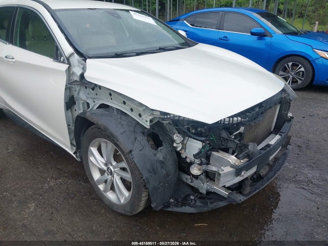 Продажа на аукционе авто 2017 Infiniti Qx30 Luxury, vin: SJKCH5CP8HA037313, номер лота: 45169511