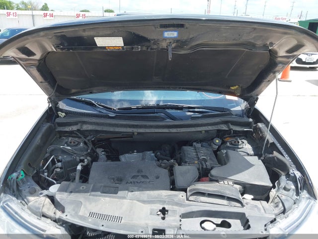 Mitsubishi Outlander Sel 2018 JA4AD3A32JJ005774 Image 10