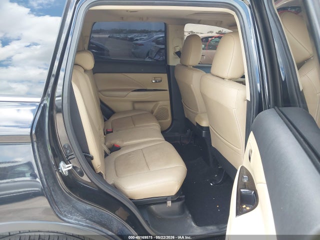 Mitsubishi Outlander Sel 2018 JA4AD3A32JJ005774 Image 8