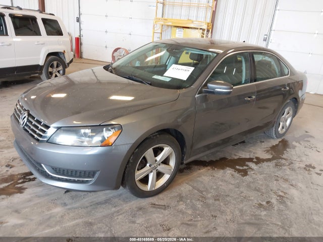2013 Volkswagen Passat 2.0l Tdi Se მანქანა იყიდება აუქციონზე, vin: 1VWBN7A3XDC121194, აუქციონის ნომერი: 45169589