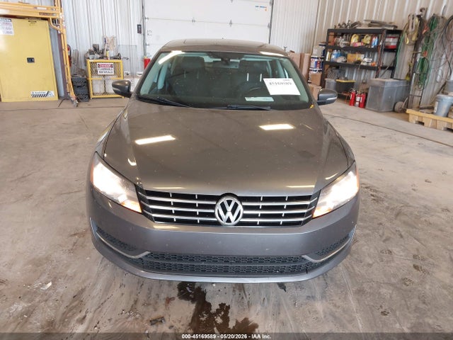 2013 Volkswagen Passat 2.0l Tdi Se მანქანა იყიდება აუქციონზე, vin: 1VWBN7A3XDC121194, აუქციონის ნომერი: 45169589