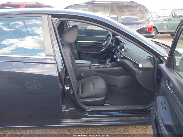 45169620 :رقم المزاد ، 1N4BL4DV5NN387450 vin ، 2022 Nissan Altima Sv Fwd مزاد بيع