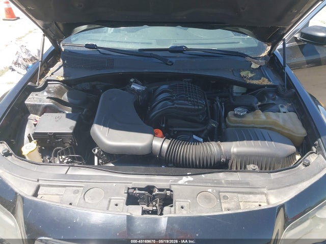 2013 Chrysler 300 300s მანქანა იყიდება აუქციონზე, vin: 2C3CCABG3DH717020, აუქციონის ნომერი: 45169670
