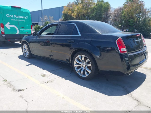 2013 Chrysler 300 300s მანქანა იყიდება აუქციონზე, vin: 2C3CCABG3DH717020, აუქციონის ნომერი: 45169670
