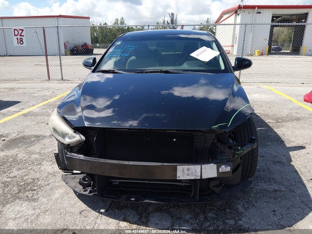 45169687 :رقم المزاد ، 5NPD84LF6HH129800 vin ، 2017 Hyundai Elantra Se مزاد بيع