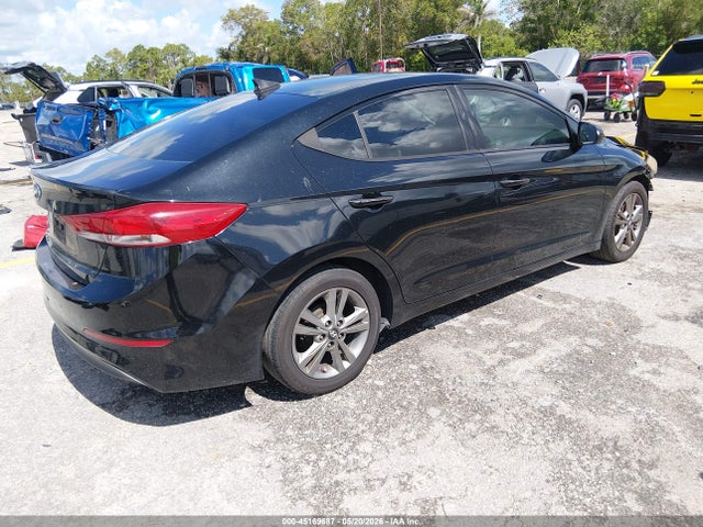 45169687 :رقم المزاد ، 5NPD84LF6HH129800 vin ، 2017 Hyundai Elantra Se مزاد بيع