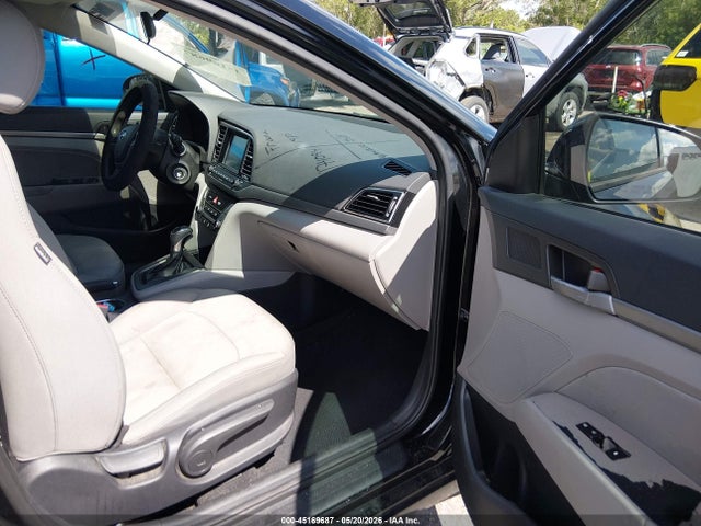 45169687 :رقم المزاد ، 5NPD84LF6HH129800 vin ، 2017 Hyundai Elantra Se مزاد بيع