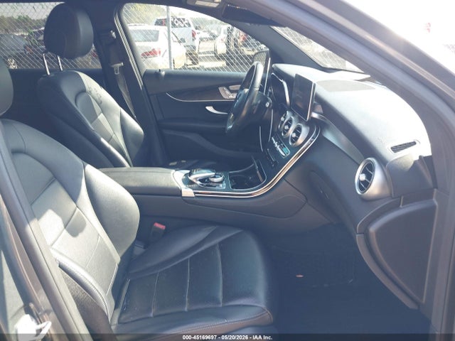 Продаж на аукціоні авто 2018 Mercedes-benz Glc 300, vin: WDC0G4JB4JF404835, номер лоту: 45169697